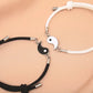 Deux bracelets Yin Yang formant un cercle parfait
