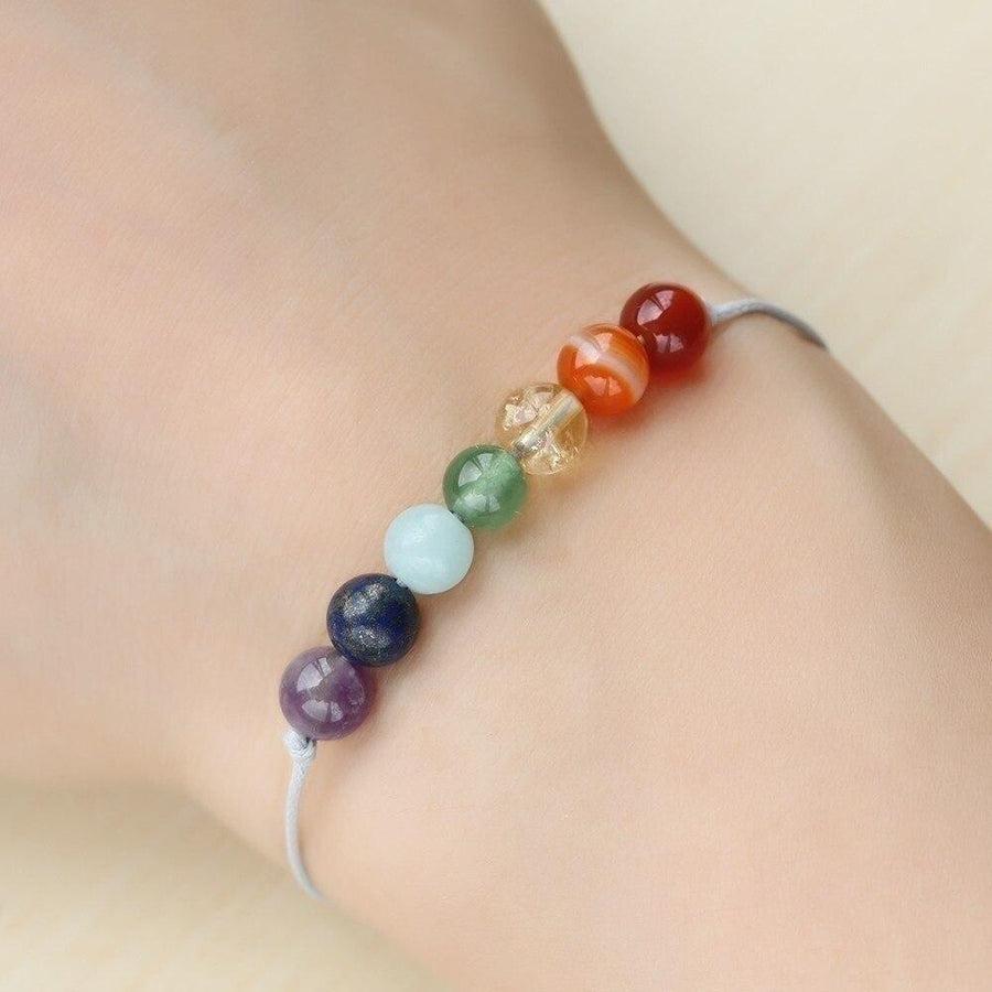 Vue latérale du bracelet montrant les pierres alignées