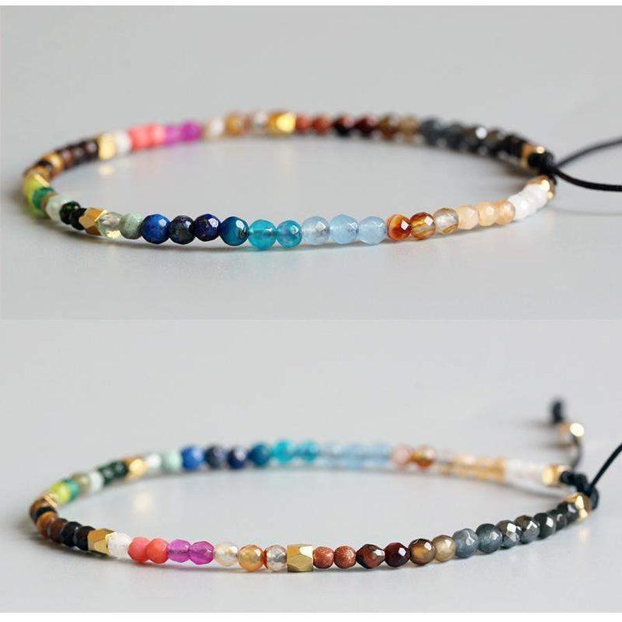 Bracelet en cristal de roche avec perles fines, vue rapprochée