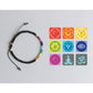 Détail des perles de 3mm du bracelet harmonisant les chakras