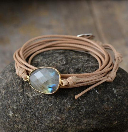 Bracelet artisanal avec labradorite et corde, style ethnique