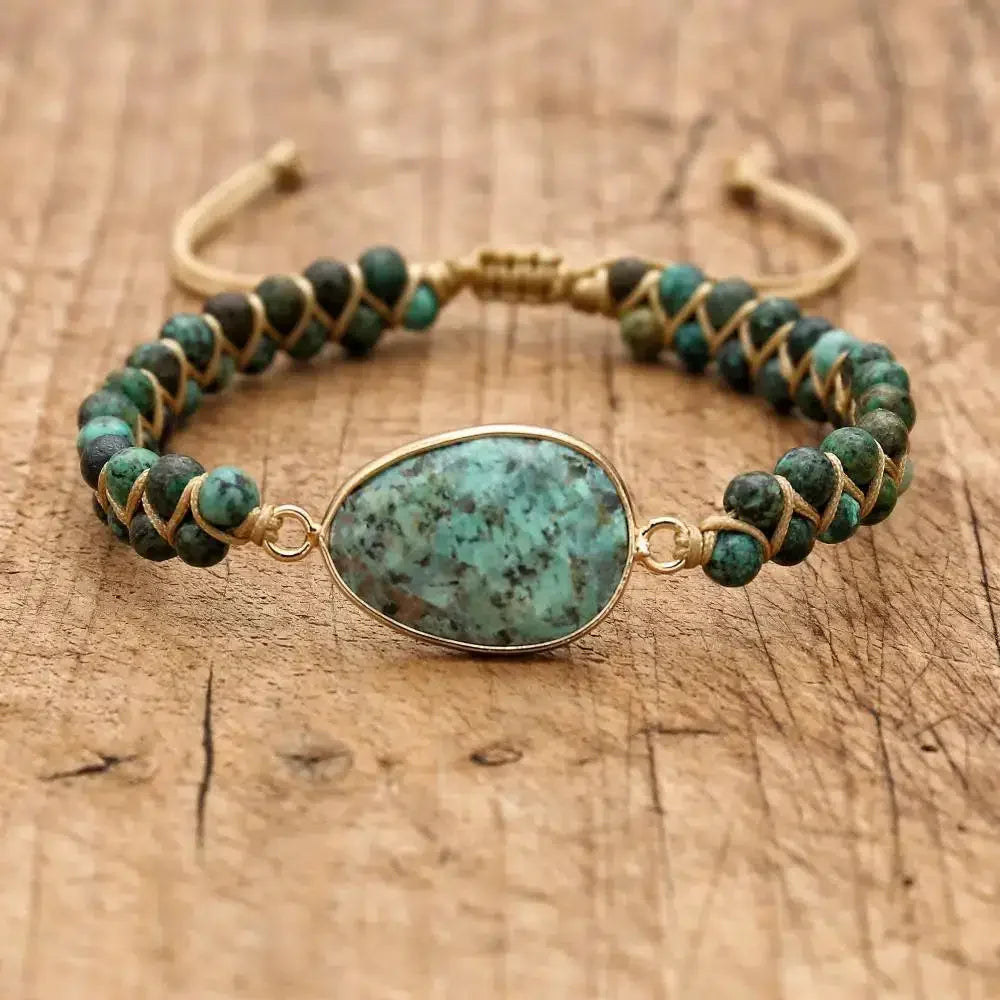 Bracelet artisanal en jaspe africain, motif macramé
