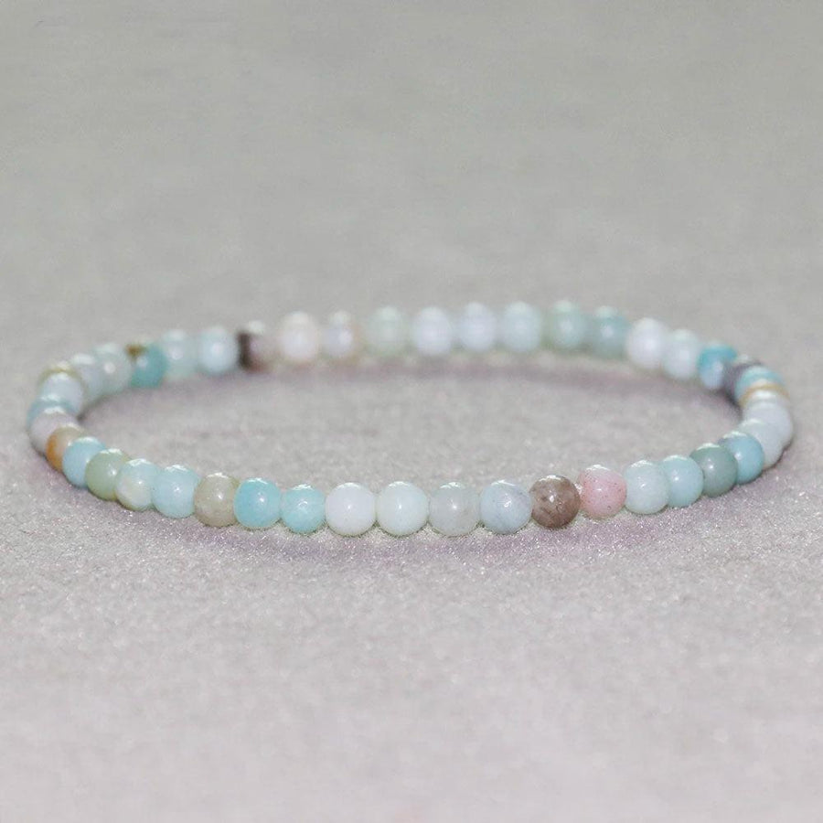 Bracelet extensible en amazonite, vue d'ensemble élégante