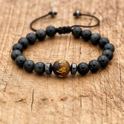 Vue d'ensemble du bracelet avec nœud coulissant
