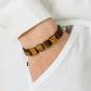 Bracelet en Œil de tigre carré sur fond blanc