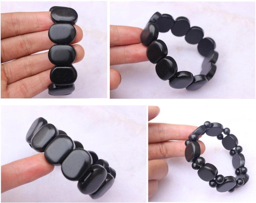 Bracelet en pierre Bianshi sur fond blanc, vue de côté