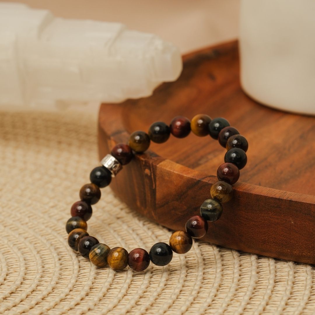 Vue rapprochée du bracelet avec perle en argent 925