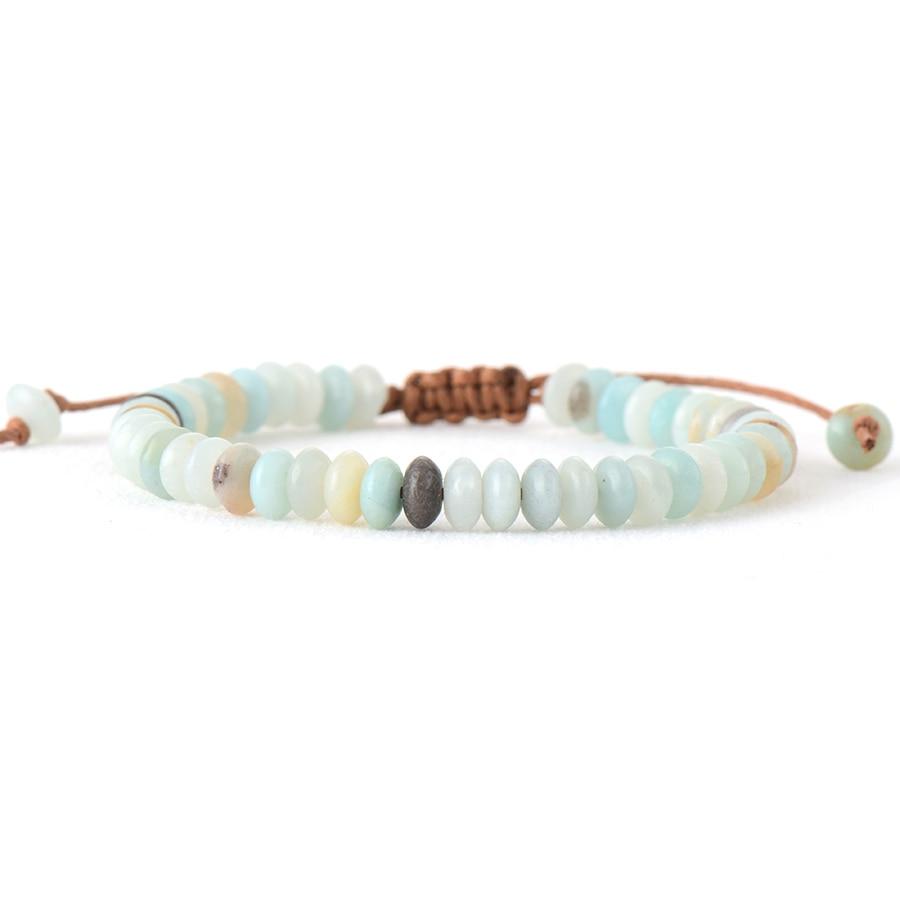 Bracelet en amazonite et cuir tissé, vue de côté