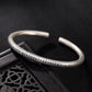 Bracelet en argent gravé du Sutra du cœur, vue de côté