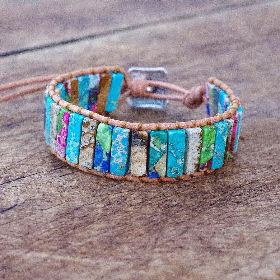 Bracelet en jaspe et cuir beige, vue de côté