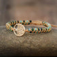 Assemblage manuel des perles de jaspe africain