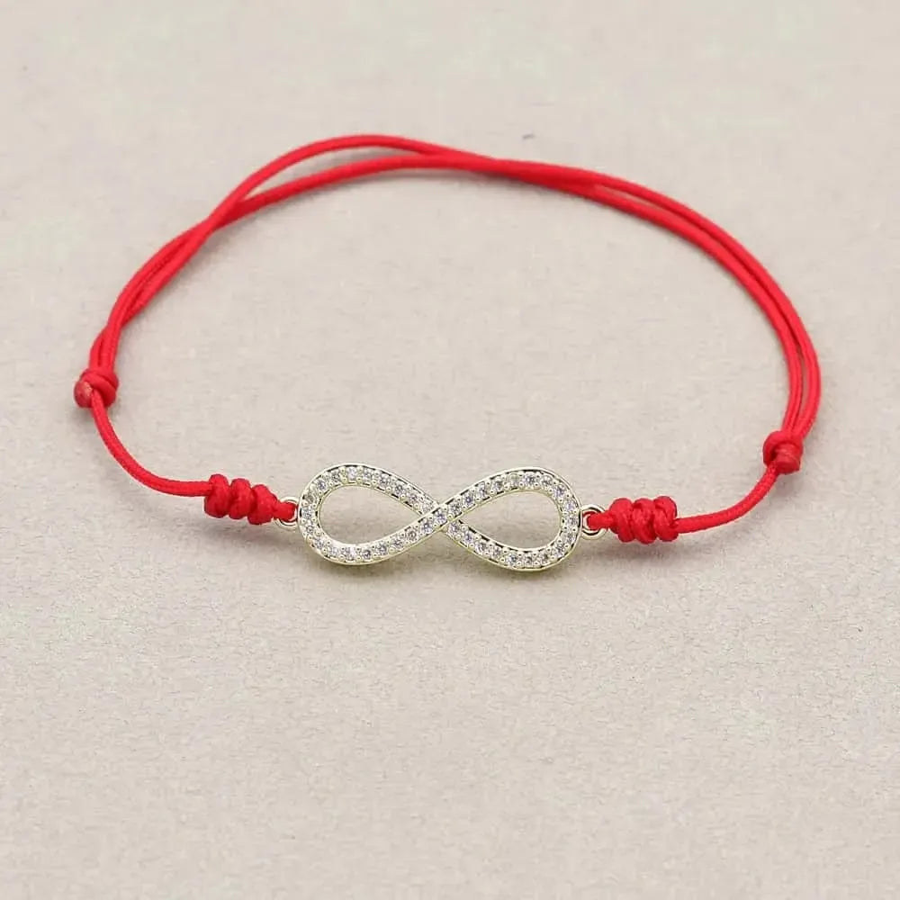 Bracelet rouge avec détails de charms en zircon