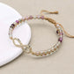 Bracelet en fluorite avec focus sur le charme infini