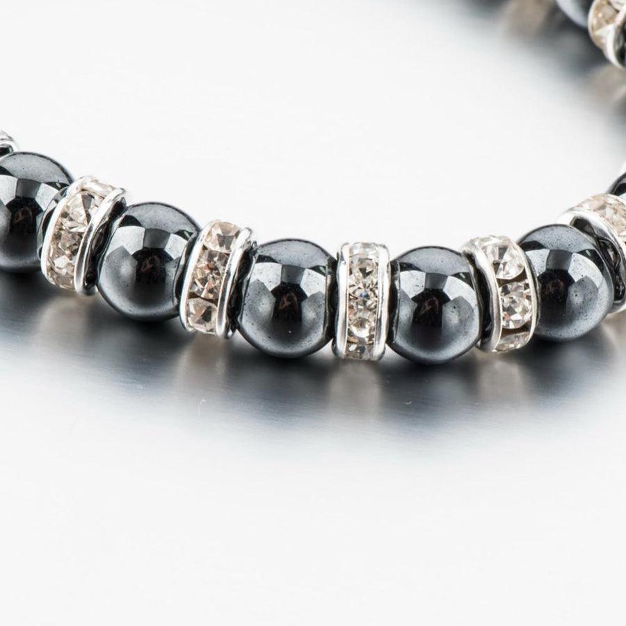 Vue latérale du bracelet montrant les détails des pierres