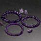 Bracelet en Améthyste avec perles violettes sur fond blanc