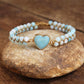 Détail du nœud macramé du bracelet en amazonite