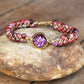 Gros plan sur la perle centrale du bracelet en orgonite