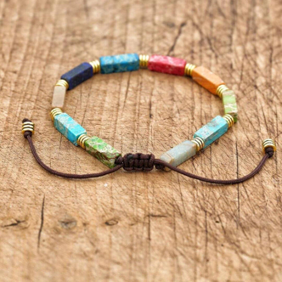 Bracelet avec pierres de jaspe et perles métalliques