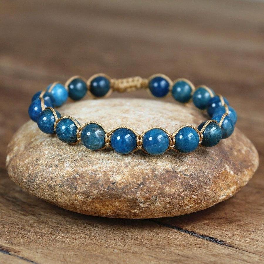Bracelet Shamballa en apatite bleue sur cordon noué brun