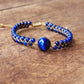 Bracelet en Œil de tigre bleu sur fond blanc