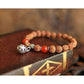 Mélange harmonieux d'onyx rouge et Rudraksha