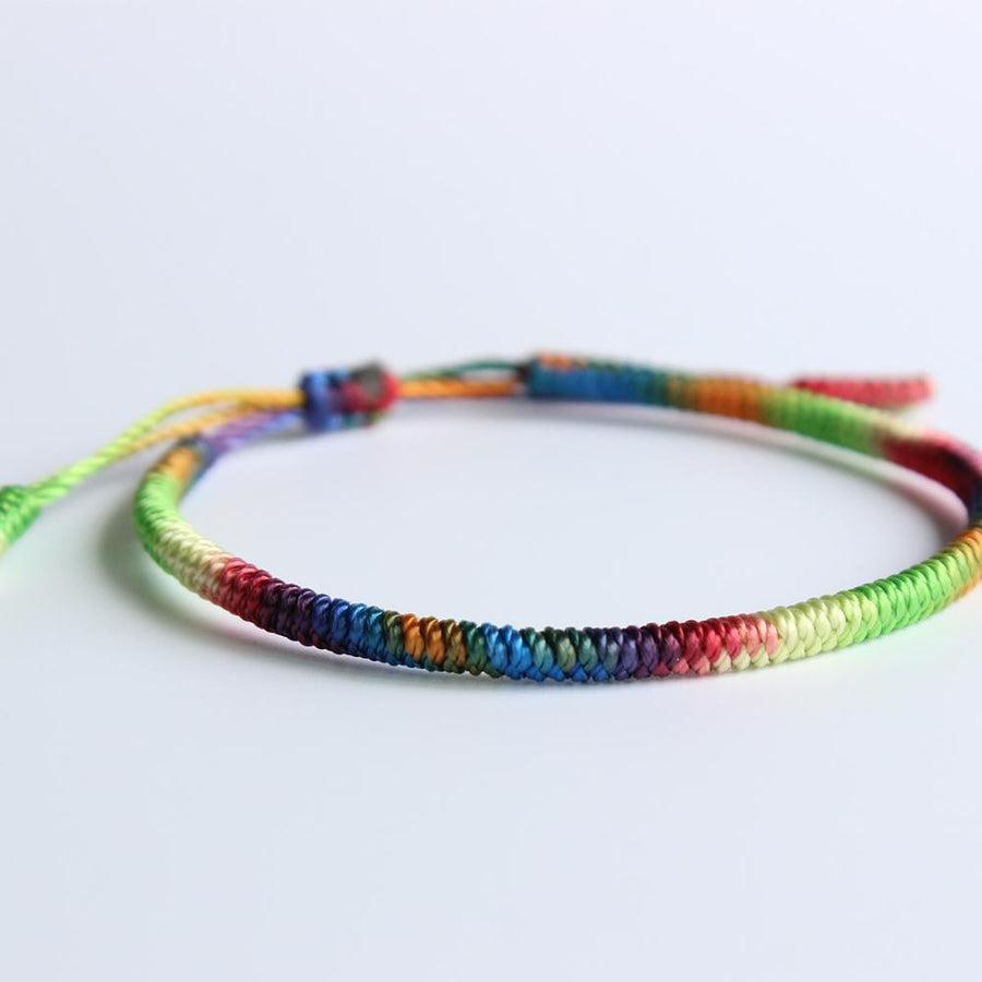 Bracelet tibétain coloré avec nœud de la chance