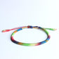 Détail des perles colorées du bracelet 7 chakras