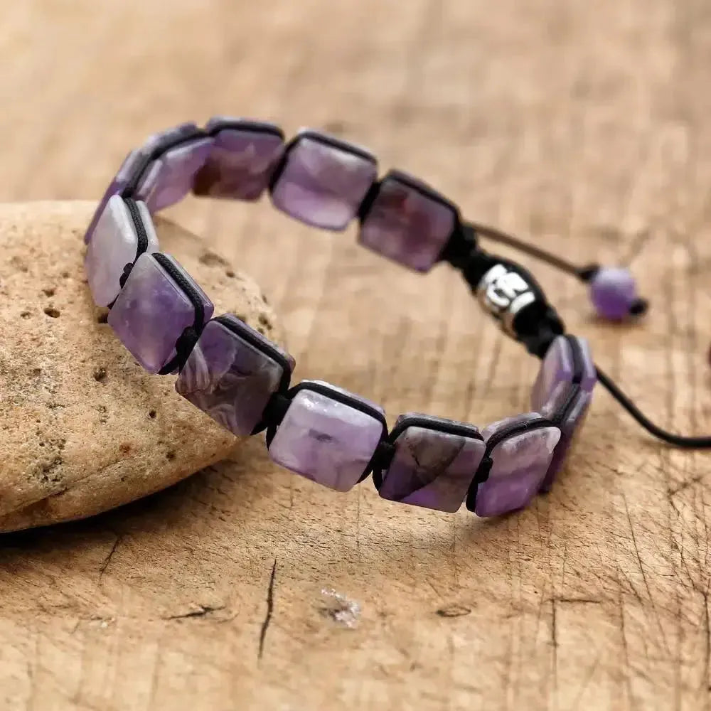 Bracelet Shamballa ajustable avec pierres d'améthyste