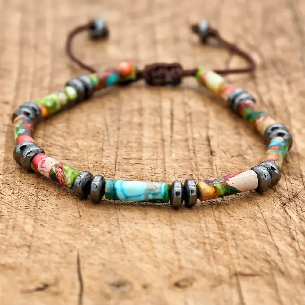 Bracelet ajustable en jaspe et hématite posé à plat