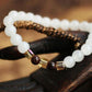 Bracelet en pierres naturelles, vue latérale
