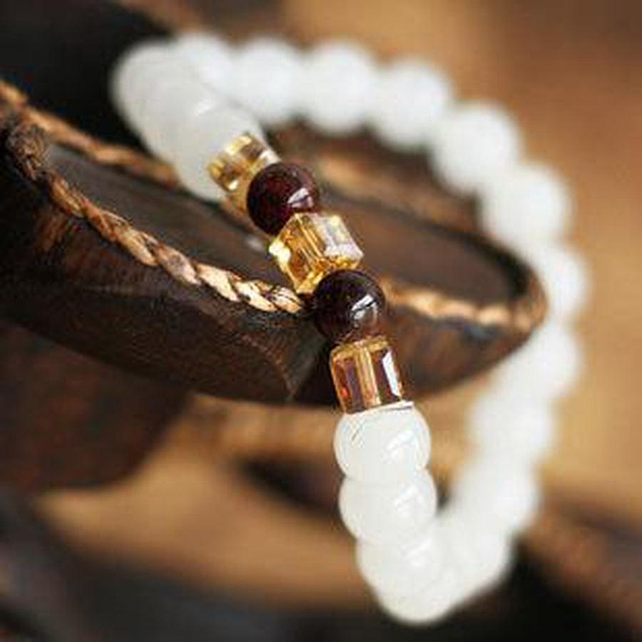 Vue d'ensemble du bracelet en pierres apaisantes