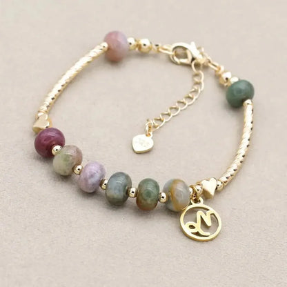 Vue d'ensemble du bracelet zodiaque en Jaspe Indien sur fond neutre