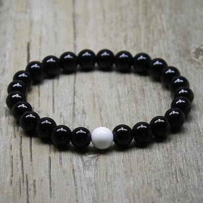 Détail des perles de Howlite blanche unie, diamètre 8 mm