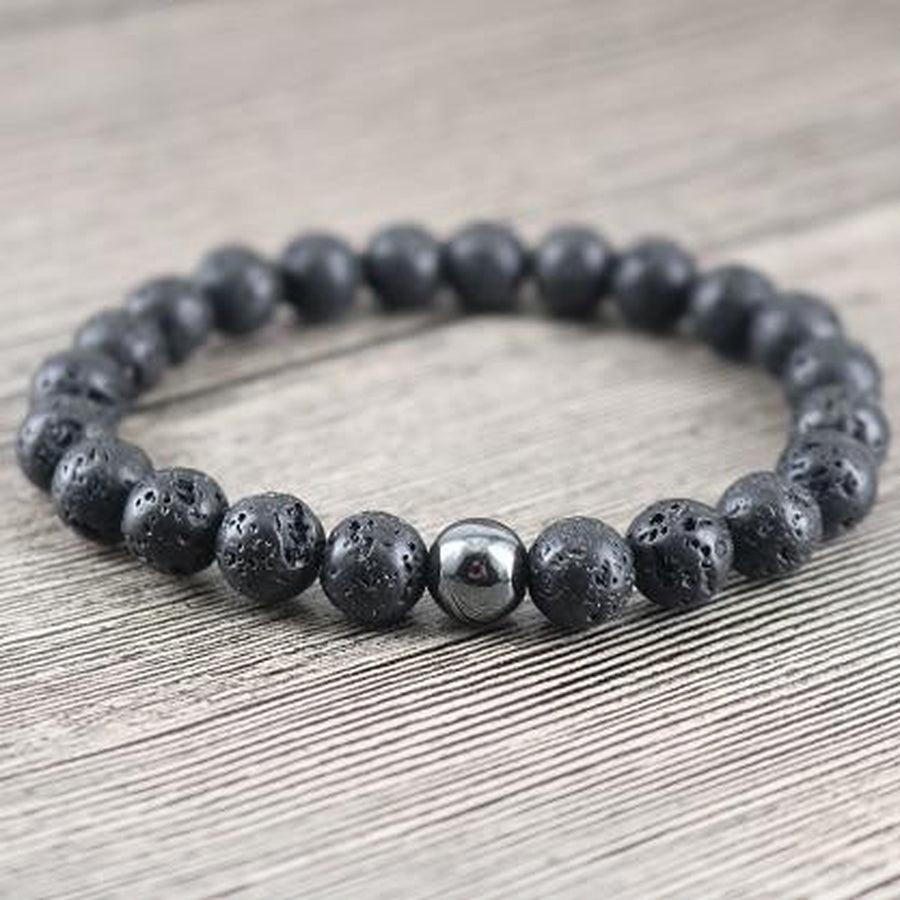 Bracelet en pierre de lave avec accents d'hématite