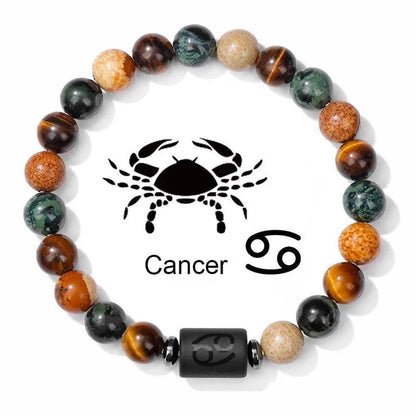 Ensemble de bracelets en jasper, pierre centrale gravée et perles visibles