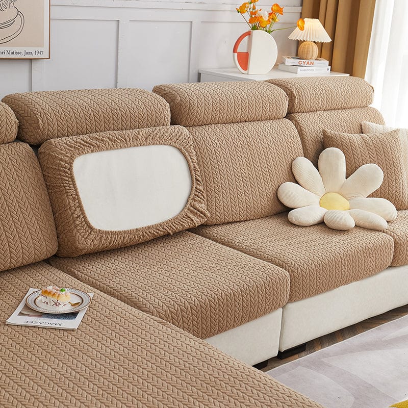 Housse polaire beige ajustée sur coussin, vue latérale