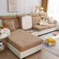 Coussin recouvert de housse polaire, motif discret