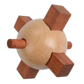 Vue rapprochée d'un casse-tête sphérique en bois