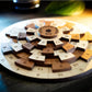 Puzzle rotatif en bois avec cinq anneaux numérotés