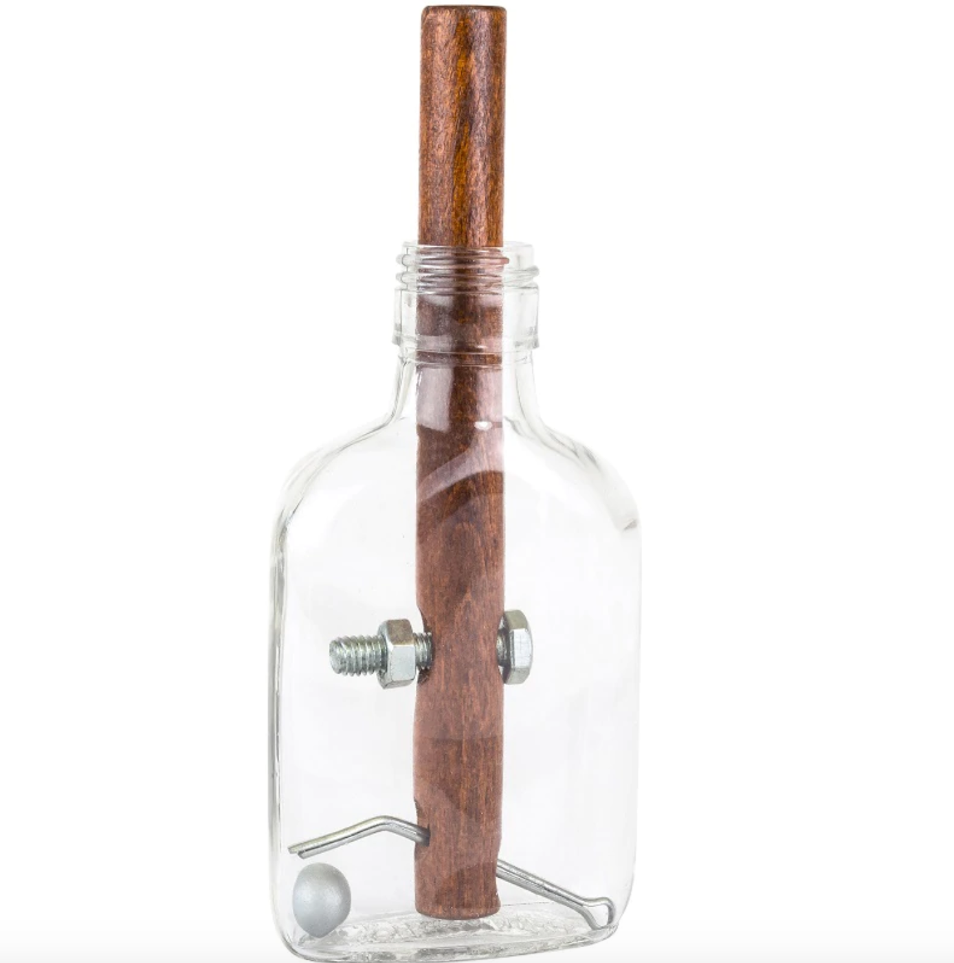 Cigare de Churchill piégé dans une bouteille avec mécanisme complexe
