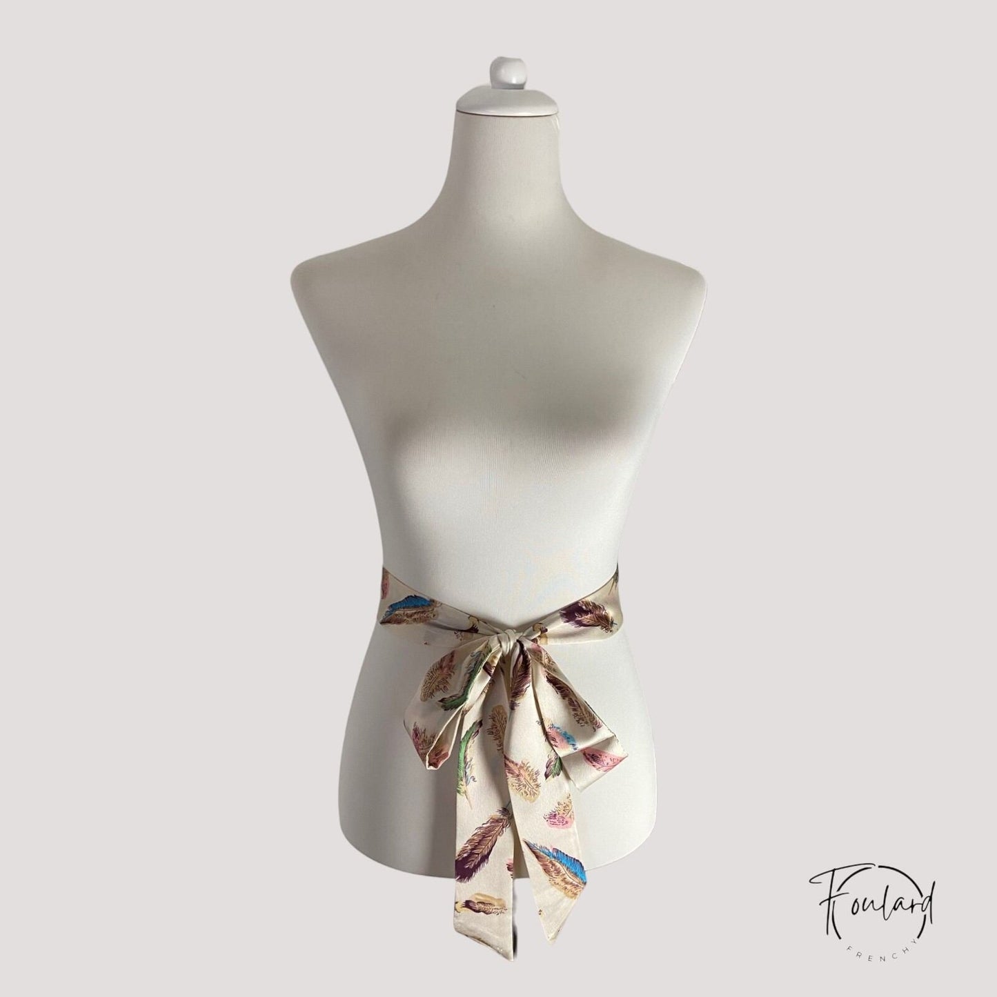 Vue d'ensemble de la ceinture foulard bohème chic