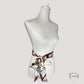 Ceinture foulard satinée avec motif équestre détaillé