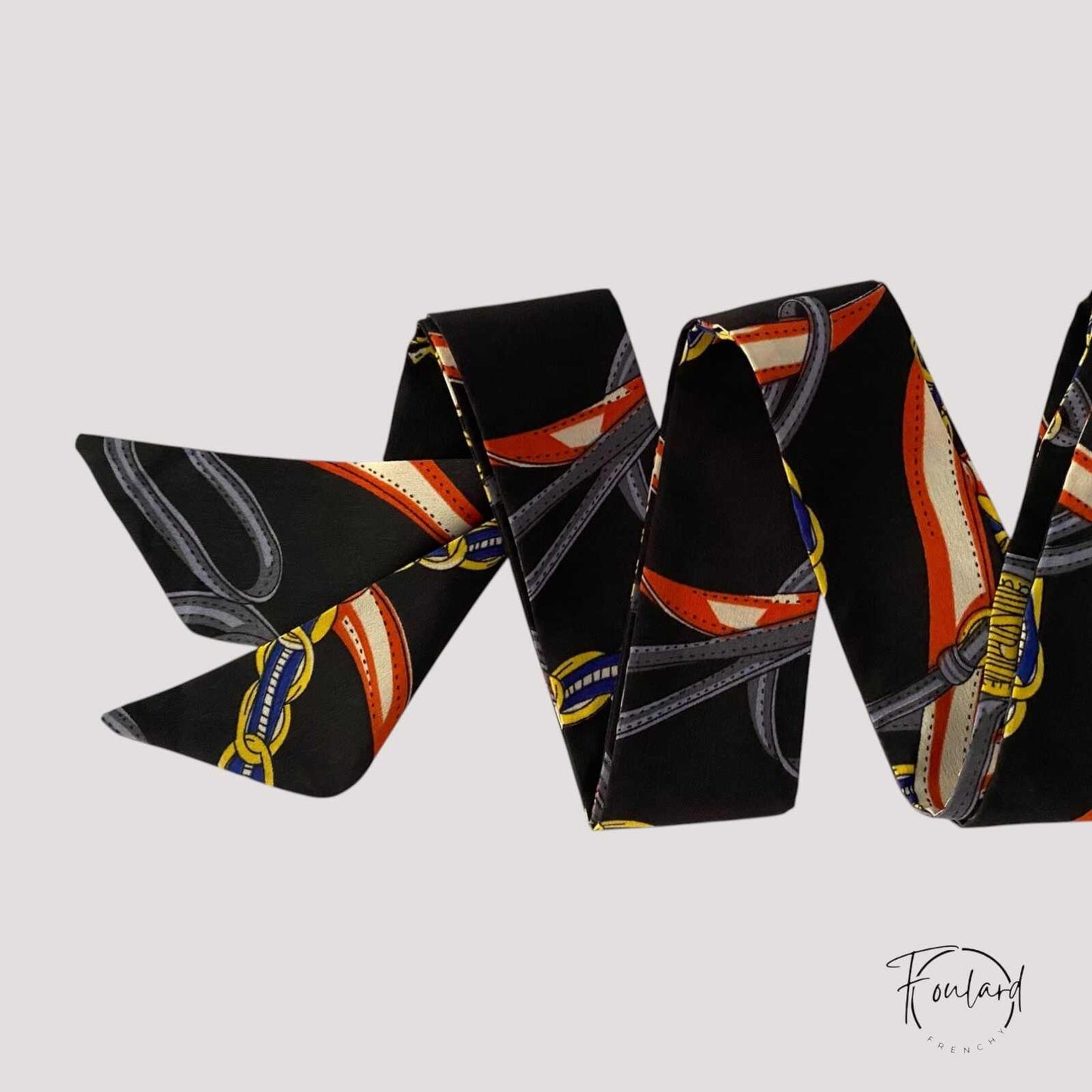 Ceinture foulard noire avec motifs chaînes colorés
