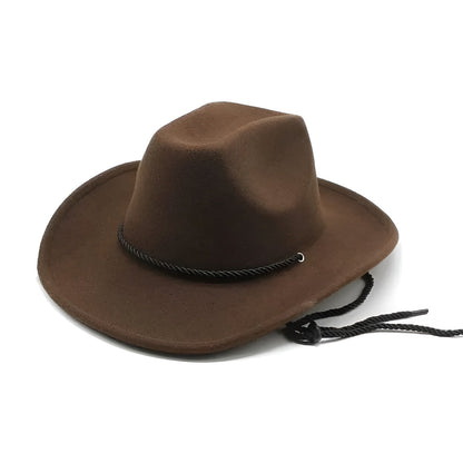 Chapeau cowboy en cuir avec bordure légèrement courbée