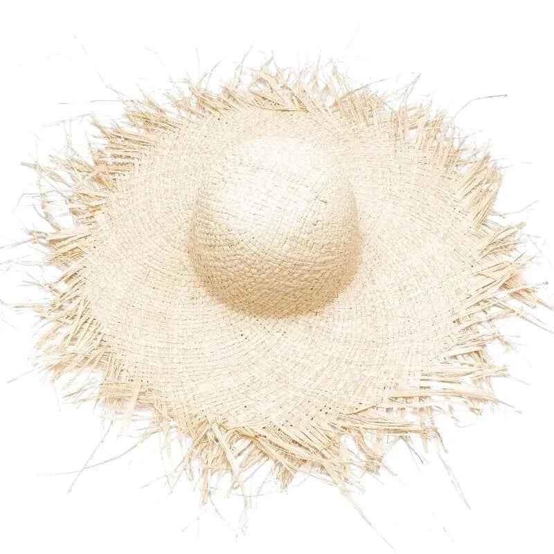 Chapeau de paille artisanal avec large bord