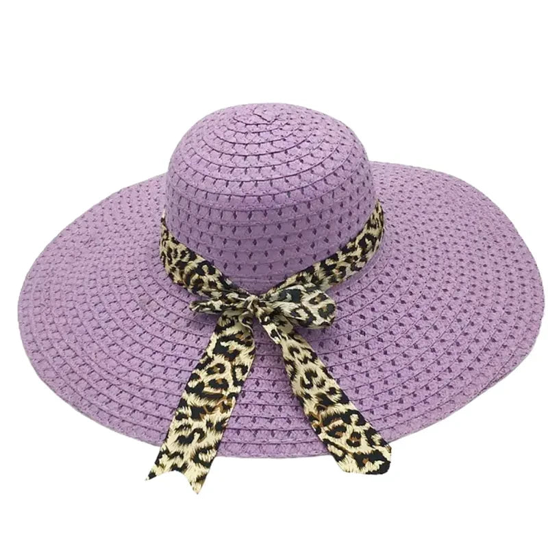 Chapeau de paille féminin, bord large et souple