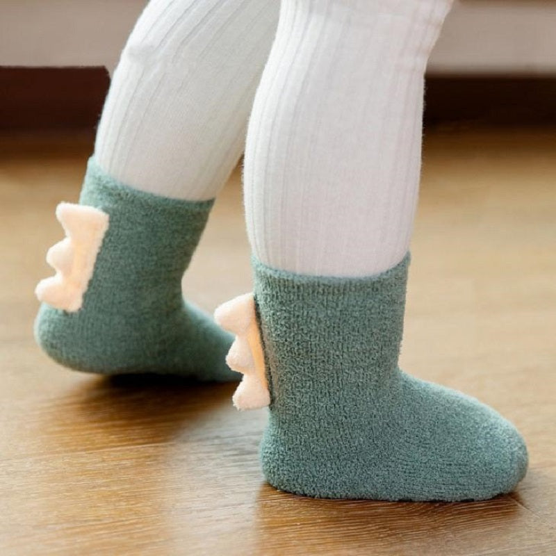Chaussettes molletonnées pour bébé, confort et sécurité