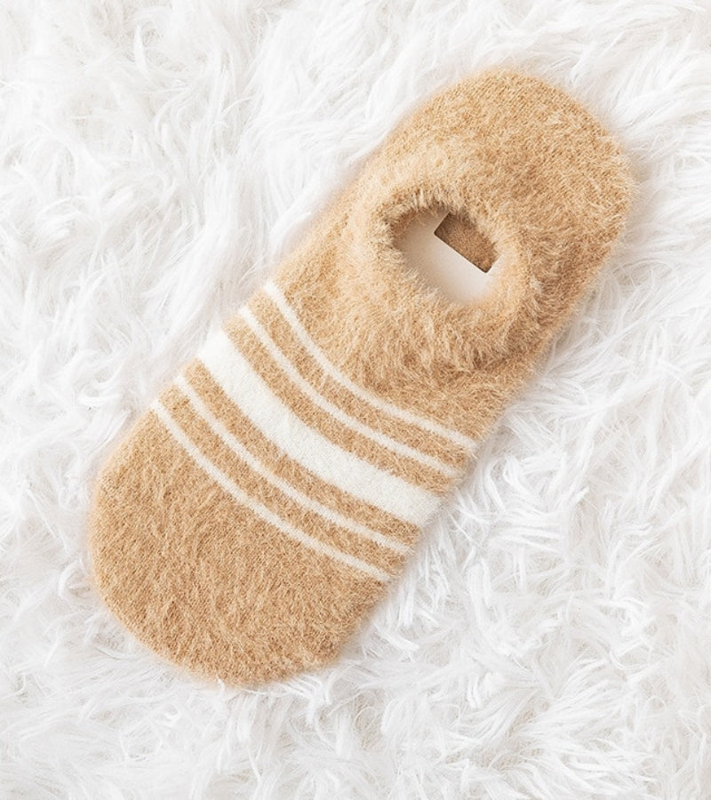 Chaussettes beiges en Pilou Pilou avec contours blancs
