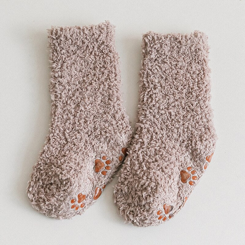 Chaussettes en pilou disponibles en plusieurs coloris