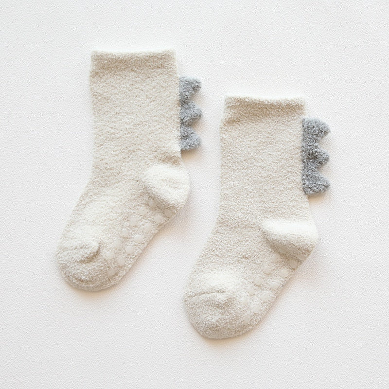 Chaussettes bébé avec motif enfantin, vue de côté